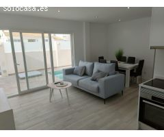 Bungalow NUEVO planta baja con piscina privada 3 dormitorios