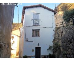 Casa de Pueblo en Venta en Libros, Teruel