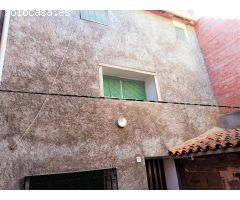 Casa de Pueblo en Venta en Castielfabib, Valencia