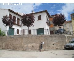 Casa de Pueblo en Venta en Camarena de la Sierra, Teruel