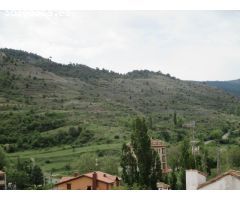 Casa de Pueblo en Venta en Camarena de la Sierra, Teruel