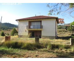 Casa de Pueblo en Venta en La Manzanera, Teruel