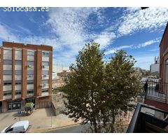 Piso en Venta en Manises, Valencia