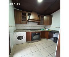 Encanto y versatilidad en Las Pajanosas | Vivienda con patio + local diáfano