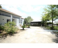 Chalet Unifamiliar con Piscina, Casa de Invitados y Parcela Llana de 1.461 m² en Las Pajanosas Golf
