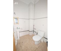¡Oportunidad de alquiler en Altabix! Local comercial junto a la Avenida de Alicante!