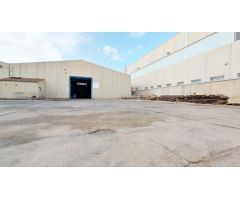 ¡Oportunidad única en el Polígono Industrial de la Garganta de Crevillente!