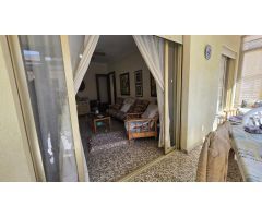 APARTAMENTO EN PRIMERA LINEA LATERAL  A 50 METROS DEL MAR