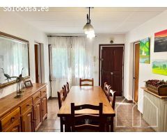 Chalet en Venta en Llagostera, Girona