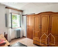 Chalet en Venta en Llagostera, Girona