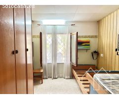 Chalet en Venta en Llagostera, Girona