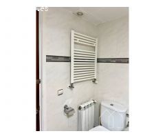 Chalet en Venta en Llagostera, Girona