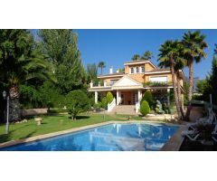¡¡¡CHALET DE LUJO!!!