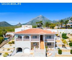 Chalet en Venta en la Nucia, Alicante