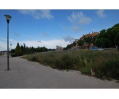 FANTASTICO SOLAR ESQUINERO ZONA ALPELICH