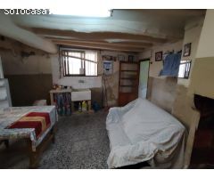 Gran casa en Pedralba para reformar con muchas posibilidades