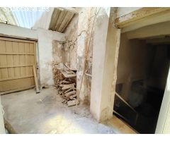 Gran casa en Pedralba para reformar con muchas posibilidades