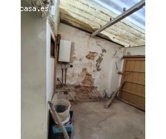 Gran casa en Pedralba para reformar con muchas posibilidades