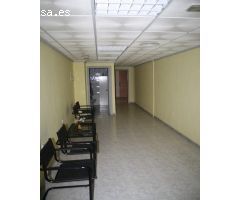 Alquiler local comercial entresuelo en el centro de Orihuela, 138 m2. construidos,