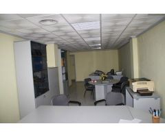 Alquiler local comercial entresuelo en el centro de Orihuela, 138 m2. construidos,