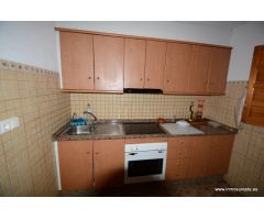 Chalet con parcela en Orihuela zona La Murada. Vivienda de 82 m2. con parcela de 12.700 m2.