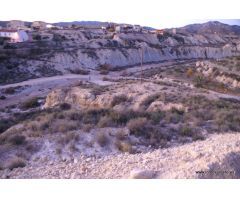 Finca rústica con casa cueva en Abanilla, zona de El Partidor.