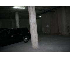 Local comercial en planta baja en Orihuela zona del Colegio Santo Domingo, con salida de humos.