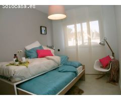 Obra Nueva. Bungalows desde 211.000 €. 2 y 3 dormitorios y 2 baños. Piscina comunitaria.
