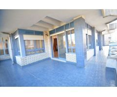 ¡¡ GRAN BAJADA DE PRECIO !! Impresionante ático con excelentes vistas con 5 habitaciones y 3 baños.