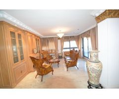 ¡¡ GRAN BAJADA DE PRECIO !! Impresionante ático con excelentes vistas con 5 habitaciones y 3 baños.
