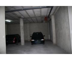 Alquiler local comercial en planta baja en Orihuela zona del Colegio Santo Domingo.