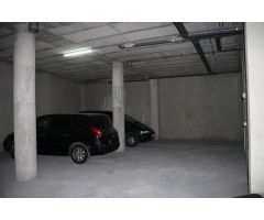 Alquiler local comercial en planta baja en Orihuela zona del Colegio Santo Domingo.