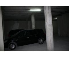 Alquiler local comercial en planta baja en Orihuela zona del Colegio Santo Domingo.