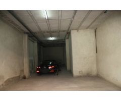 Alquiler local comercial en planta baja en Orihuela zona del Colegio Santo Domingo.