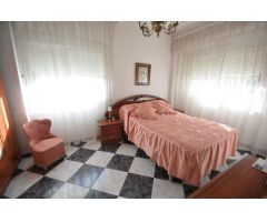Espectacular chalet en Orihuela zona Urb. Montepinar, 344 m2. y parcela de 2737 m2.