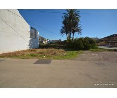 Solar en Orihuela zona Ctra. de Beniel, 969 m2. de superficie con casa habitación.