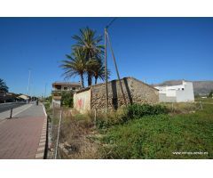 Solar en Orihuela zona Ctra. de Beniel, 969 m2. de superficie con casa habitación.