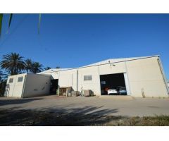 Nave industrial a la venta en ctra. de Orihuela - Bigastro en una parcela de 5.496 m2.