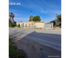 Venta de dos casas en planta baja en la carretera de Orihuela a Molins.