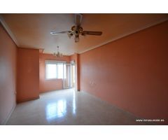 ¡¡ GRAN OPORTUNIDAD !! Magnífico piso en Almoradí. Vivienda de 104 m2. construidos.