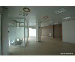 Local comercial en el centro de Benferri (Alicante). Superficie de 131 m2.