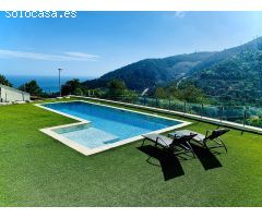 Villa de Lujo en Venta en Castelldefels, Barcelona
