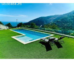 Villa de Lujo en Venta en Castelldefels, Barcelona