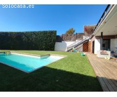 Chalet en Alquiler en Castelldefels, Barcelona