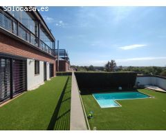 Chalet en Alquiler en Castelldefels, Barcelona