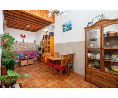 Casa de Pueblo en Venta en Alsodux, Almería