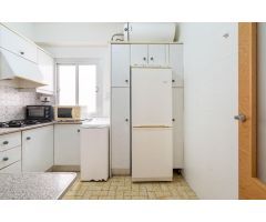 PISO DE 3 DORMITORIOS Y 1 BAÑO