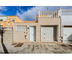 Adosado en Venta en Alhama de Almería, Almería