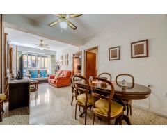 Amplia vivienda a la venta  en el casco histórico