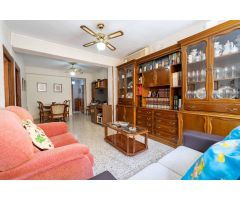 Amplia vivienda a la venta  en el casco histórico